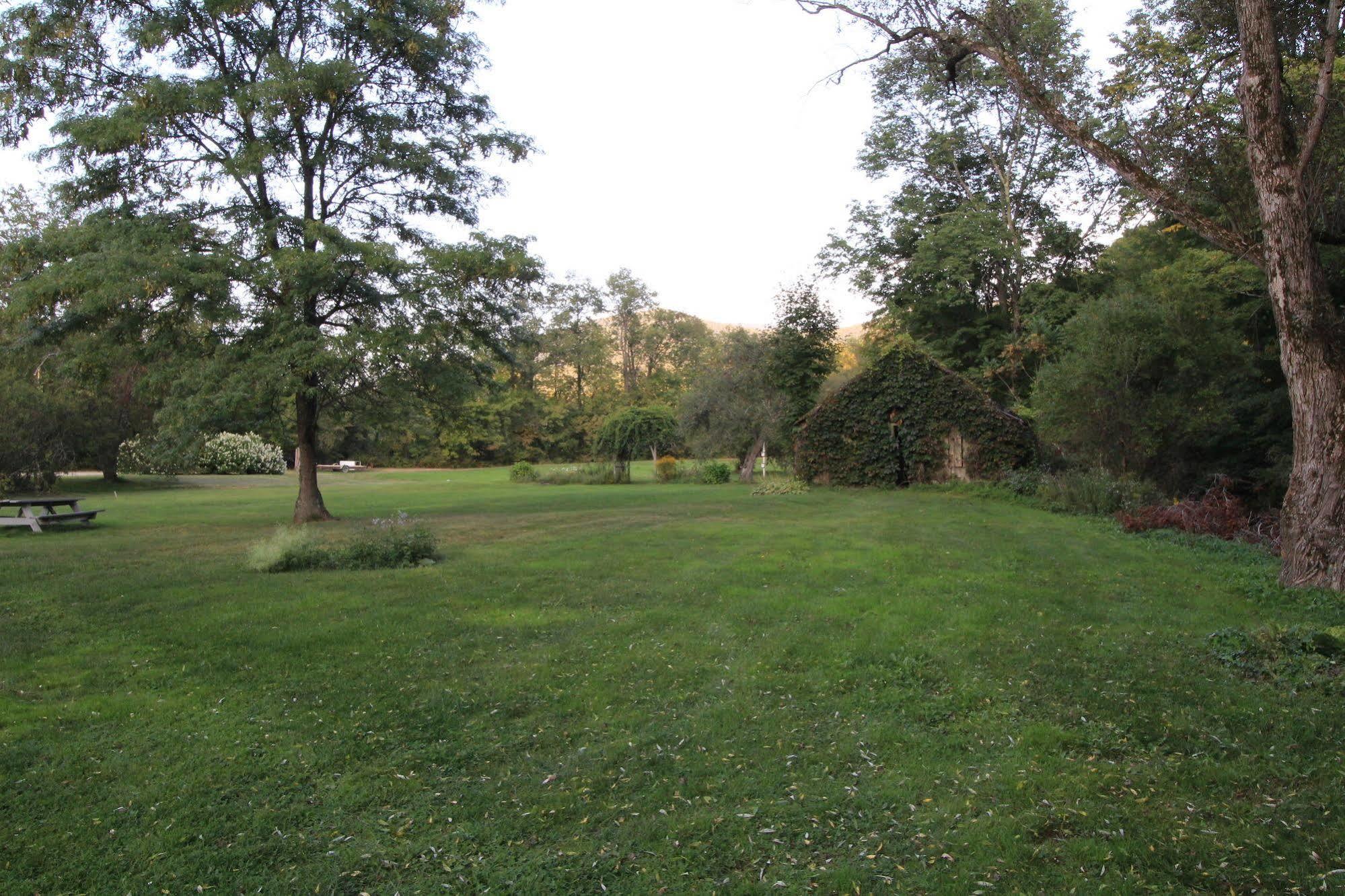 Green River Inn Sandgate Luaran gambar